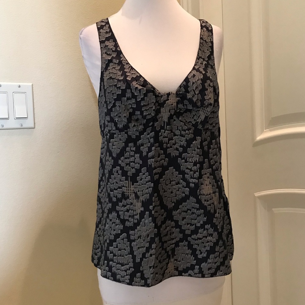 NWOT  authentic Vera Wang  gray/ blue silk top